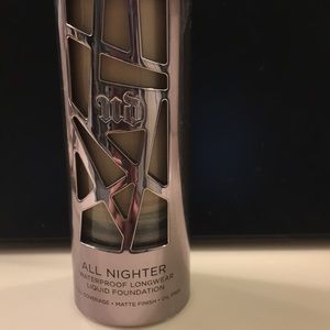 Urban Decay All Nighter Foundation 1.0